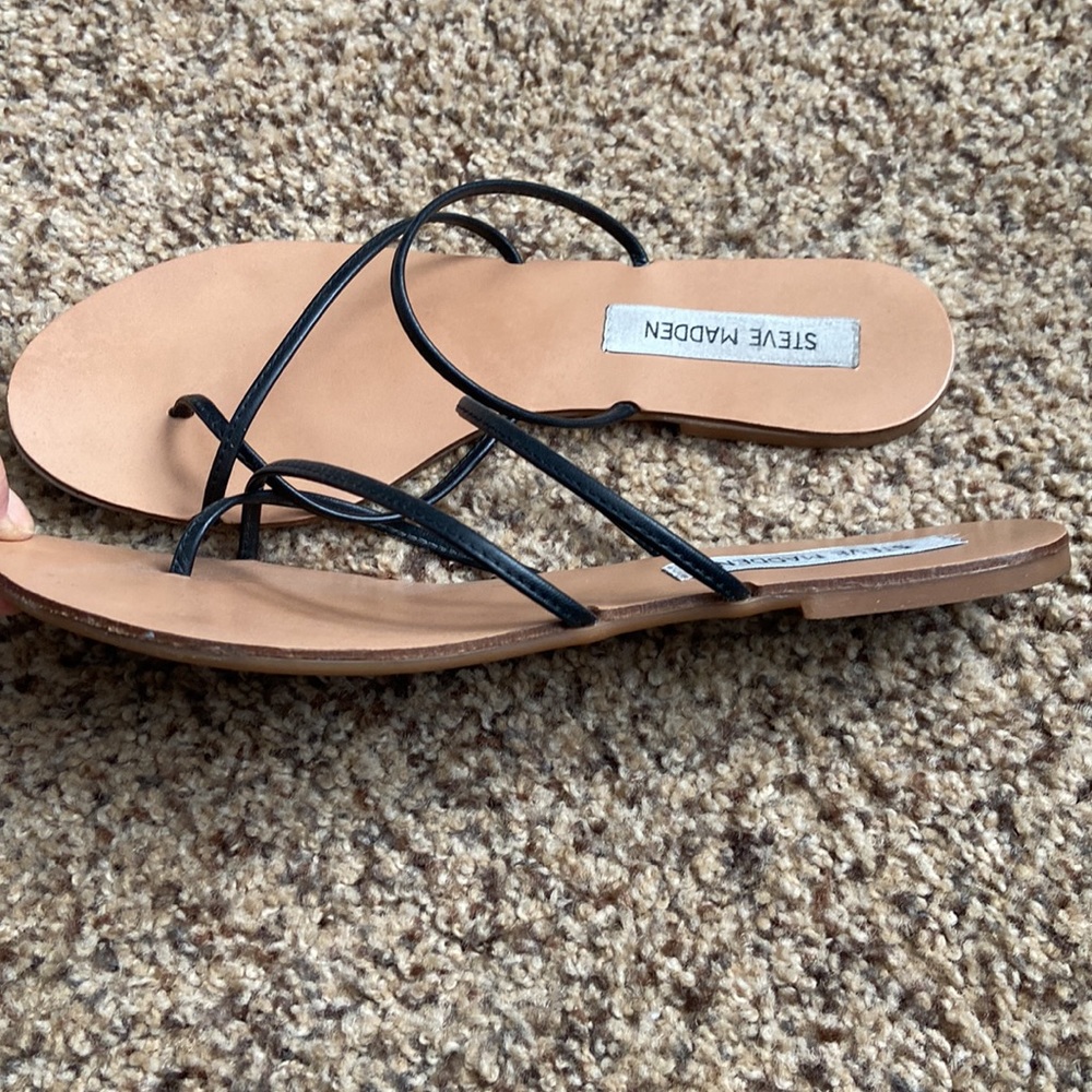 Steve Madden sandals - Picture 2 of 2